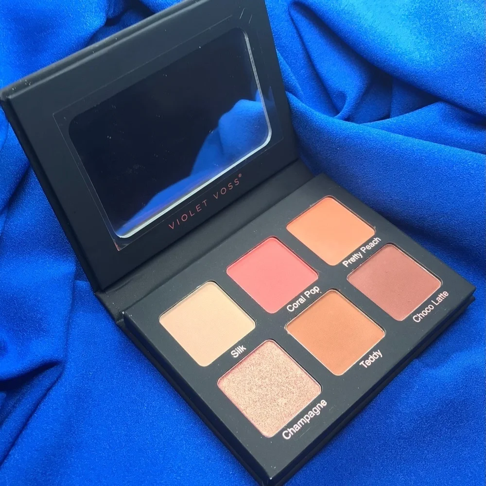 🎉🌺HOST PICK!!🌺🎉NEW! Violet Voss Coral Pop Eyeshadow